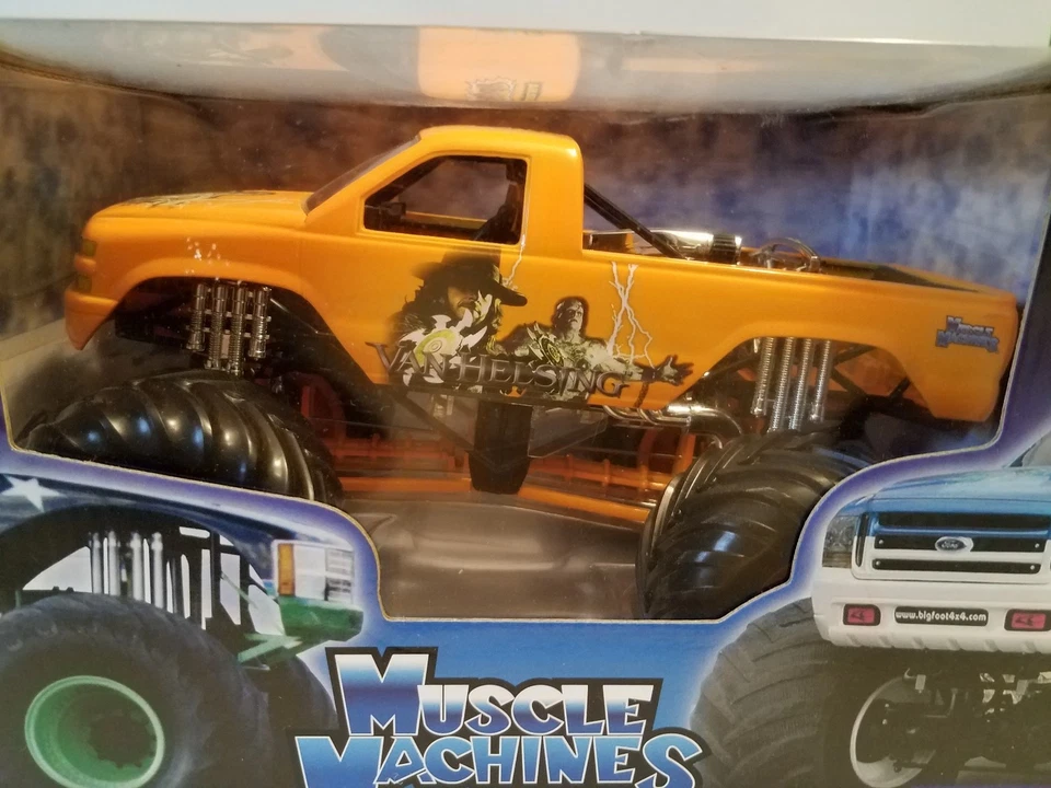 Camioneta Monster Jam 1:24 diecast Chevy 4X4 camioneta Carolina Crusher Muscle Machines Foto 4 de 4