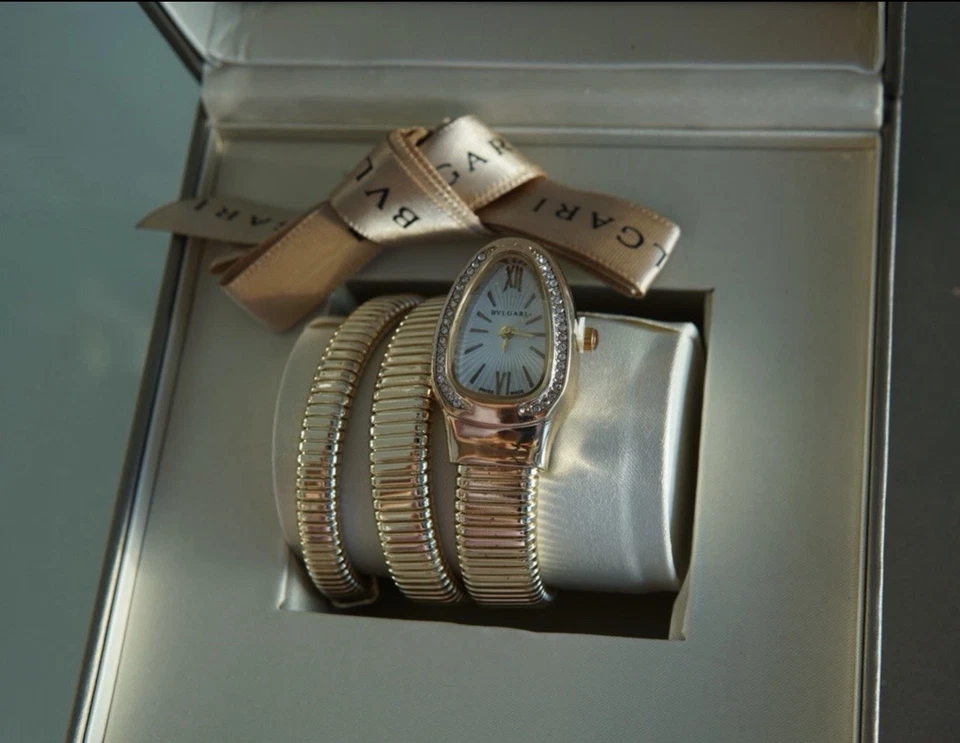 Женские часы серии Serpenti золотистого цвета - Изображение 3 из 4