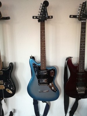Squier Jaguar Contemporary  E-Gitarre Top Zustand !