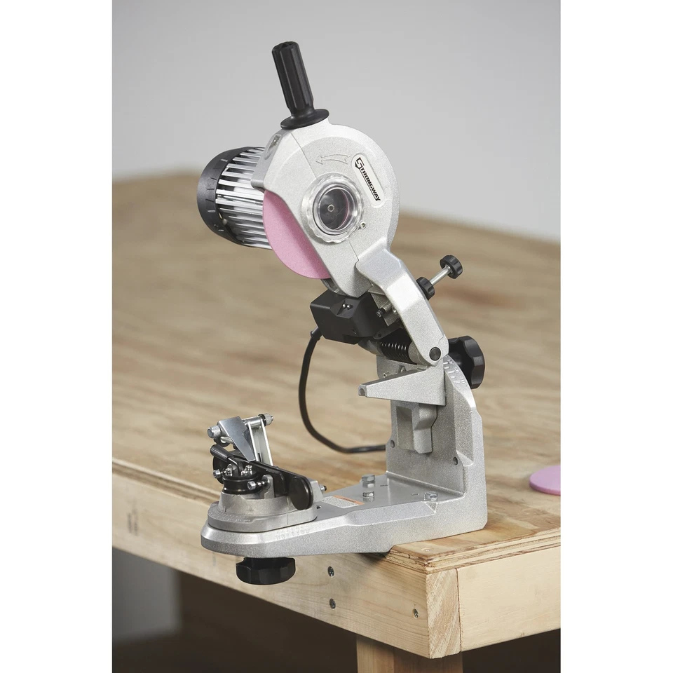 Afilador de motosierra eléctrico Strongway 110V, 1/4 pulgada. a 3/4 pulgadas. Pitch, 3400 RPM Foto 4 de 4
