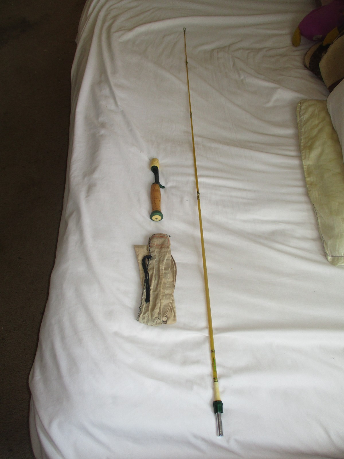 Vintage South Bend No. 2730 Fishing Pole with cloth case - V