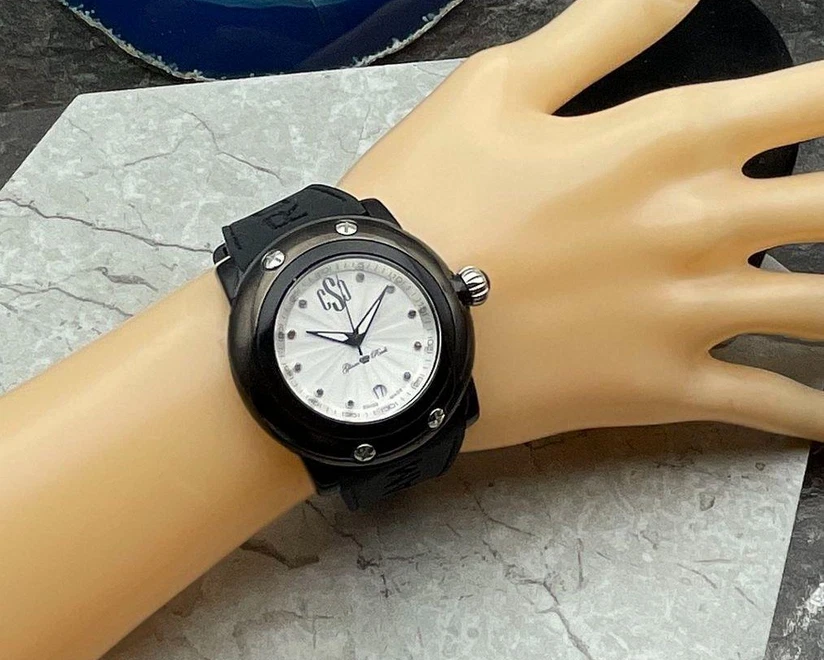 Reloj Pulsera Glam Rock Miami Beach Hecho en Suiza Foto 3 de 4