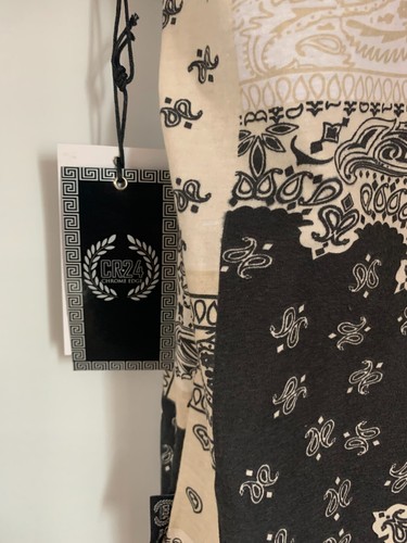 CR 24 Men's Patch Print Design T-Shirt Trendy Color Beige and Black Size 2 XL - Bild 5 von 9