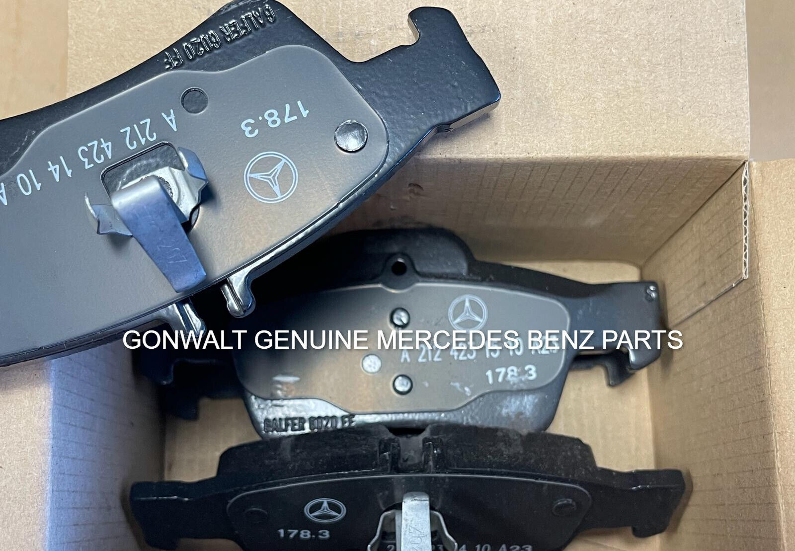 0074206820 Mercedes Benz OE Factory Genuine Disc Brake Pad Set of  