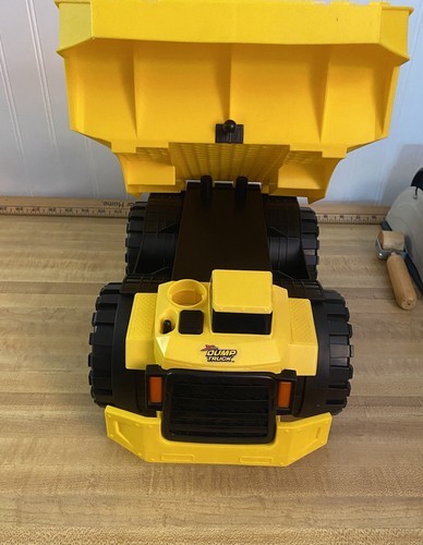 Xtreme Big Power Motorized Dump Construction Truck / Will Haul 50 Pounds /AS IS - Picture 5 of 11