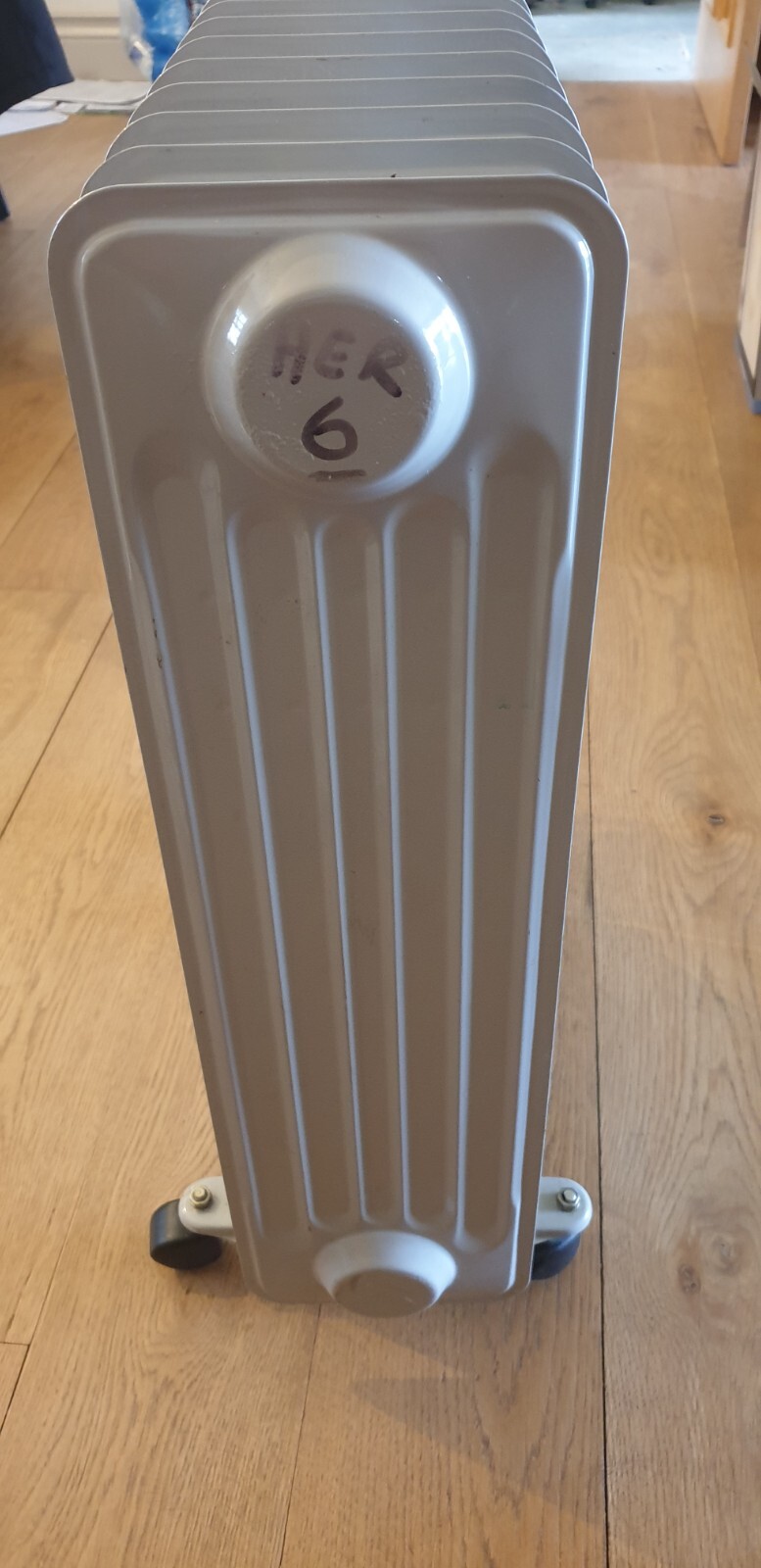 portable electric oil filled radiator heater 2.3kW with Timer eBay