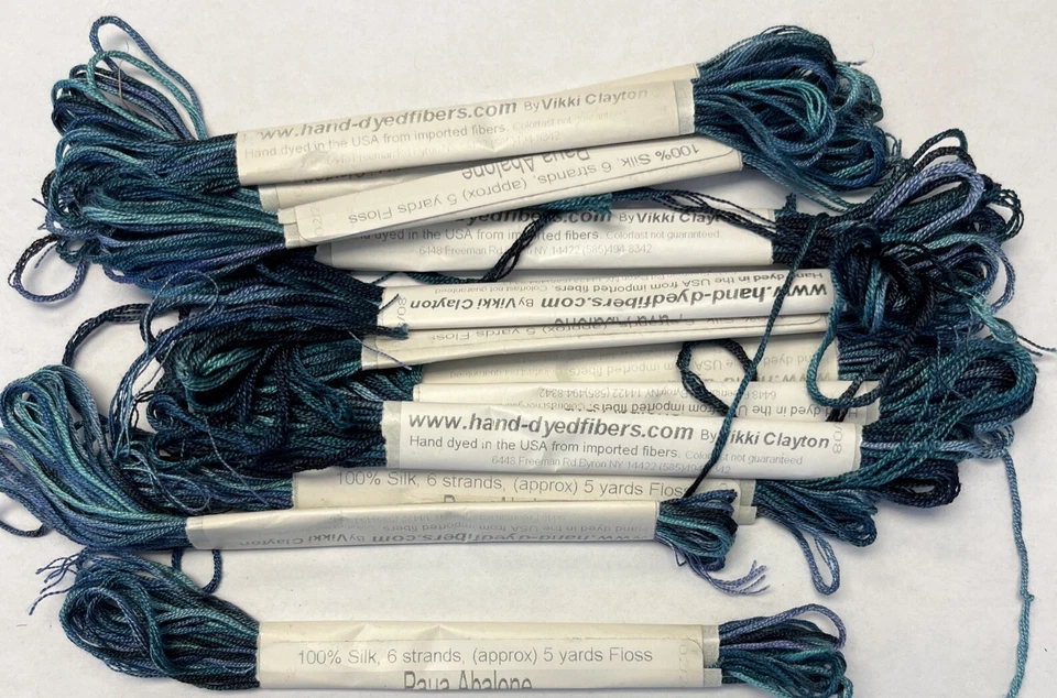 Silks From Vikki Clayton New And Used Lot Of 16 Skeins - Image 3 of 4