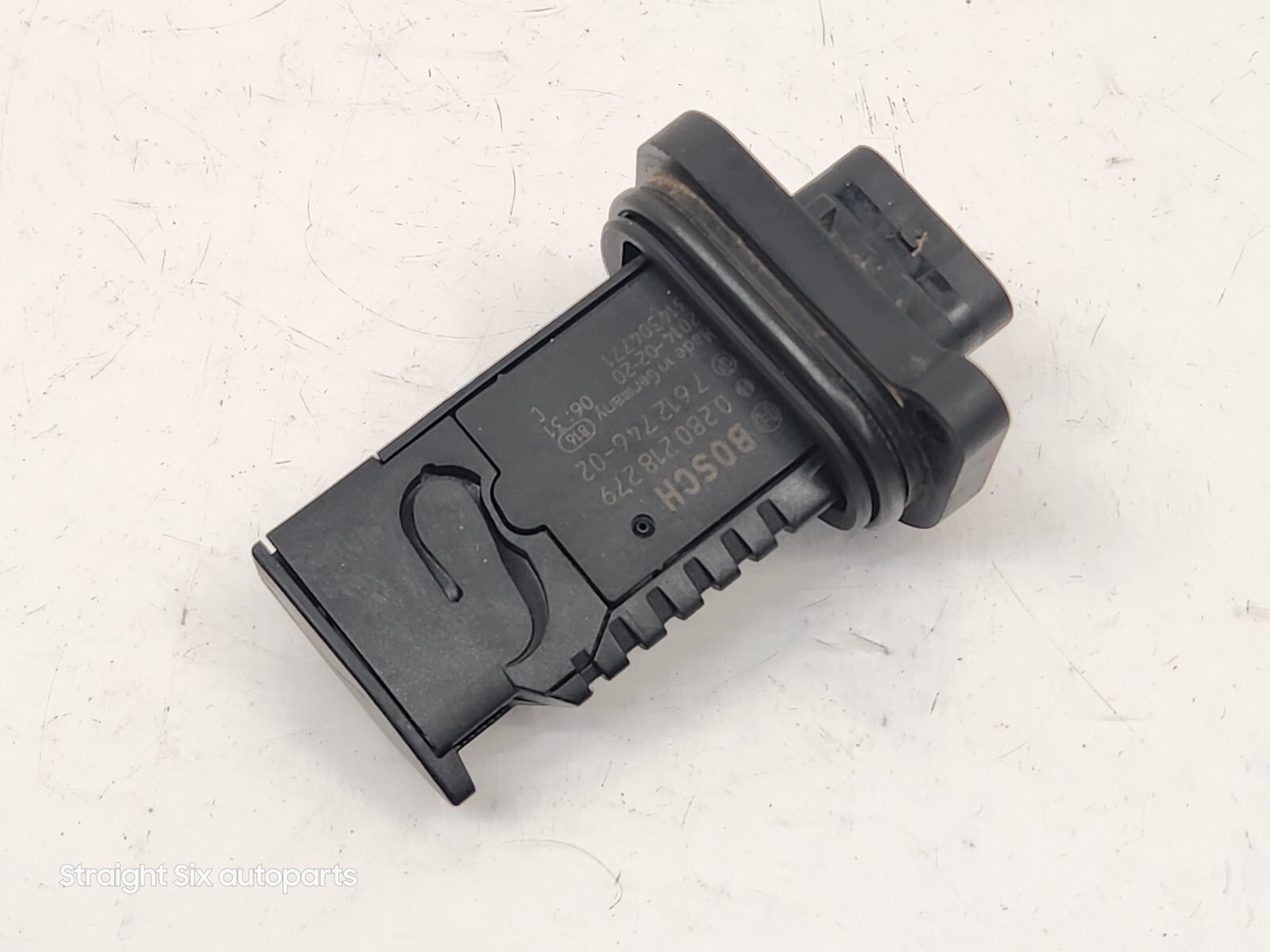 1216 OEM BMW F22 F30 F32 F33 F36 M2 MAF Mass Air Flow Sensor Meter