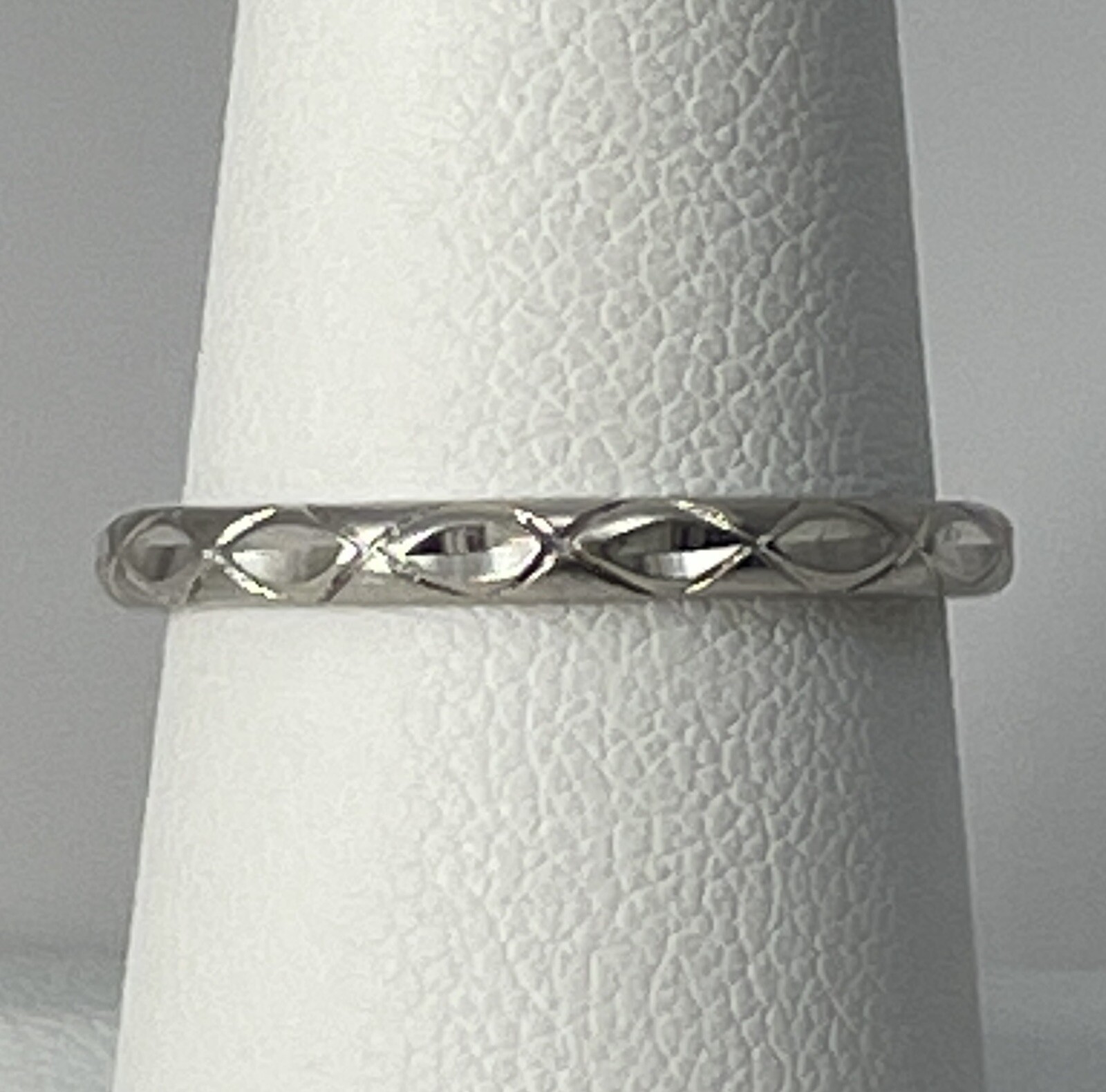 NV 925 Sterling Silver Stackable Diamond Cut Band… - image 1
