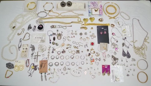 Costume Jewelry Lot-Rings-Faux Pearls-Gold & Silver Tone-Some New and Vintage