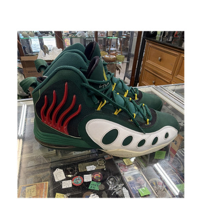 Nike Sonic Flight Athletic Sneaker Green Red White Tr Yll 641333-300 Men
