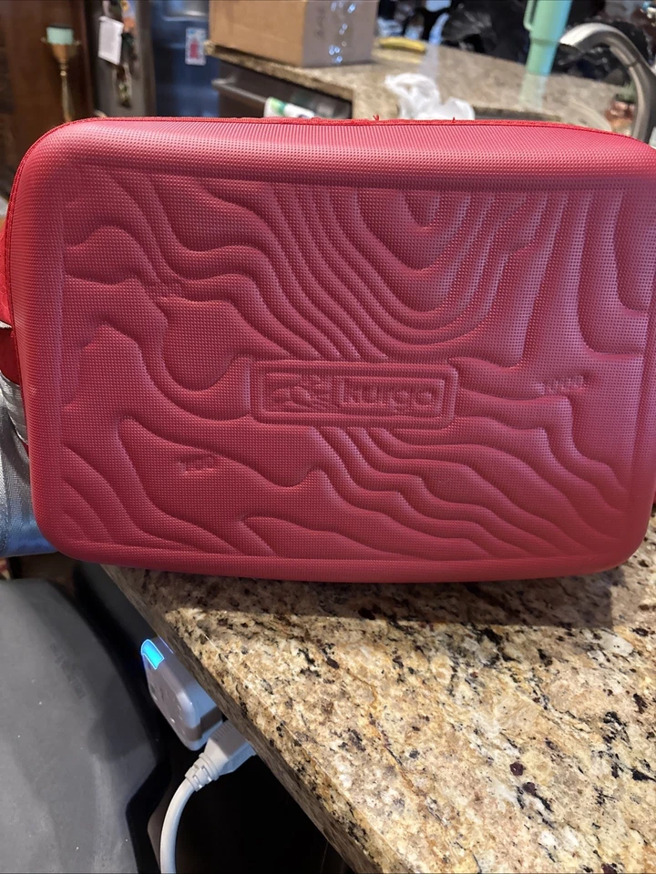 Дорожная сумка Kurgo Courier для переноски собак K9 красная/бустер жесткий низ - Изображение 4 из 4