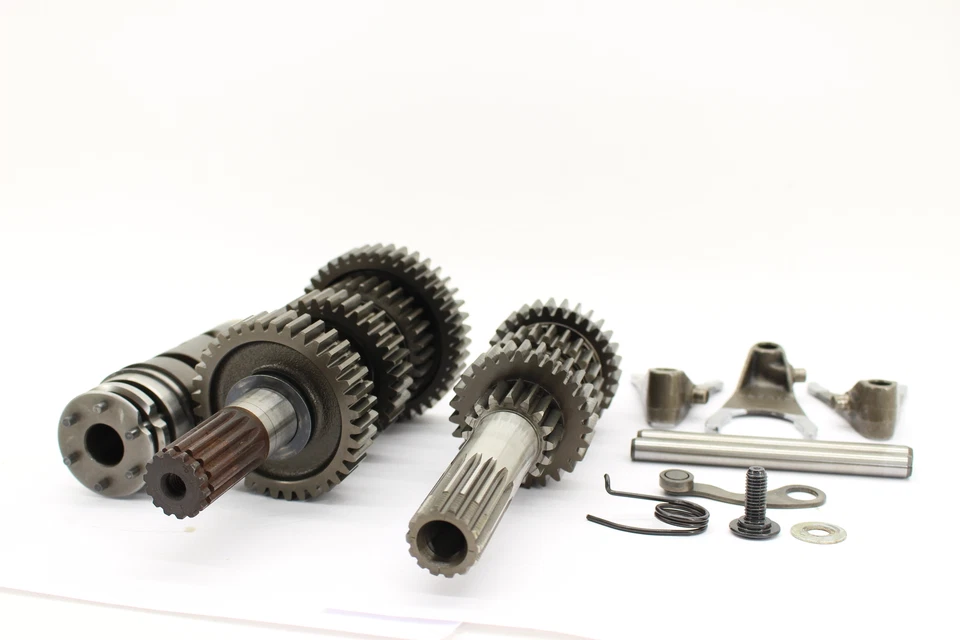 2003 DUCATI SPORT 620 ENGINE TRANSMISSION TRANNY GEARS COMPLETE TESTED 15020521A - Image 2 of 4