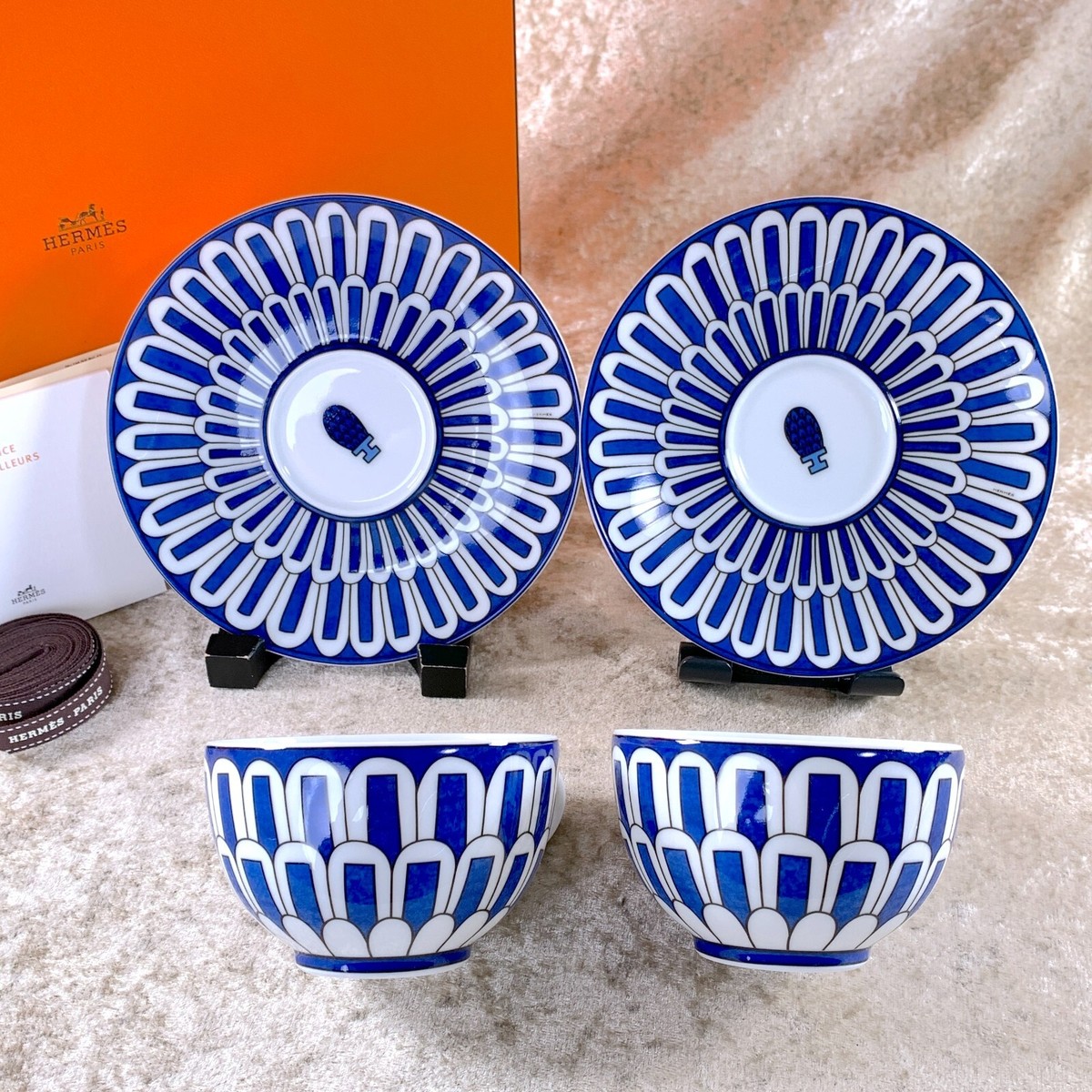 HERMES BLEUS D'AILLEURS 新品未使用 s-l1200.jpg