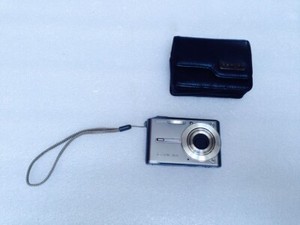 Silver Casio EXILIM  EX S500  Digital Camera 12MP (Works)