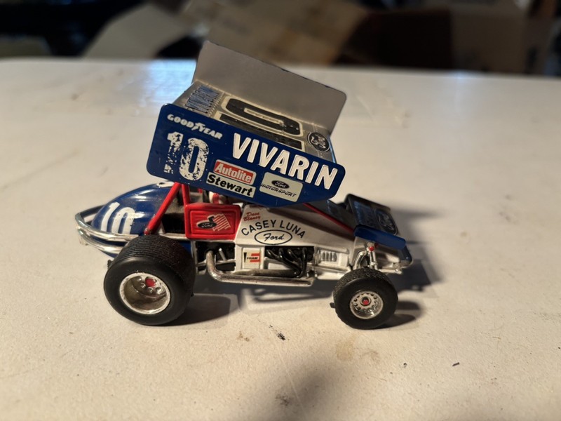 1:43 #10 Dave Blaney Vivarin Casey Luna Ford Sprint Car Die Cast with Driver