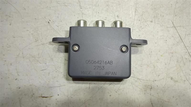 Multimedia Module ID: 5064216AB Fits 14-16 Town & Country 633474 Foto 2 de 4