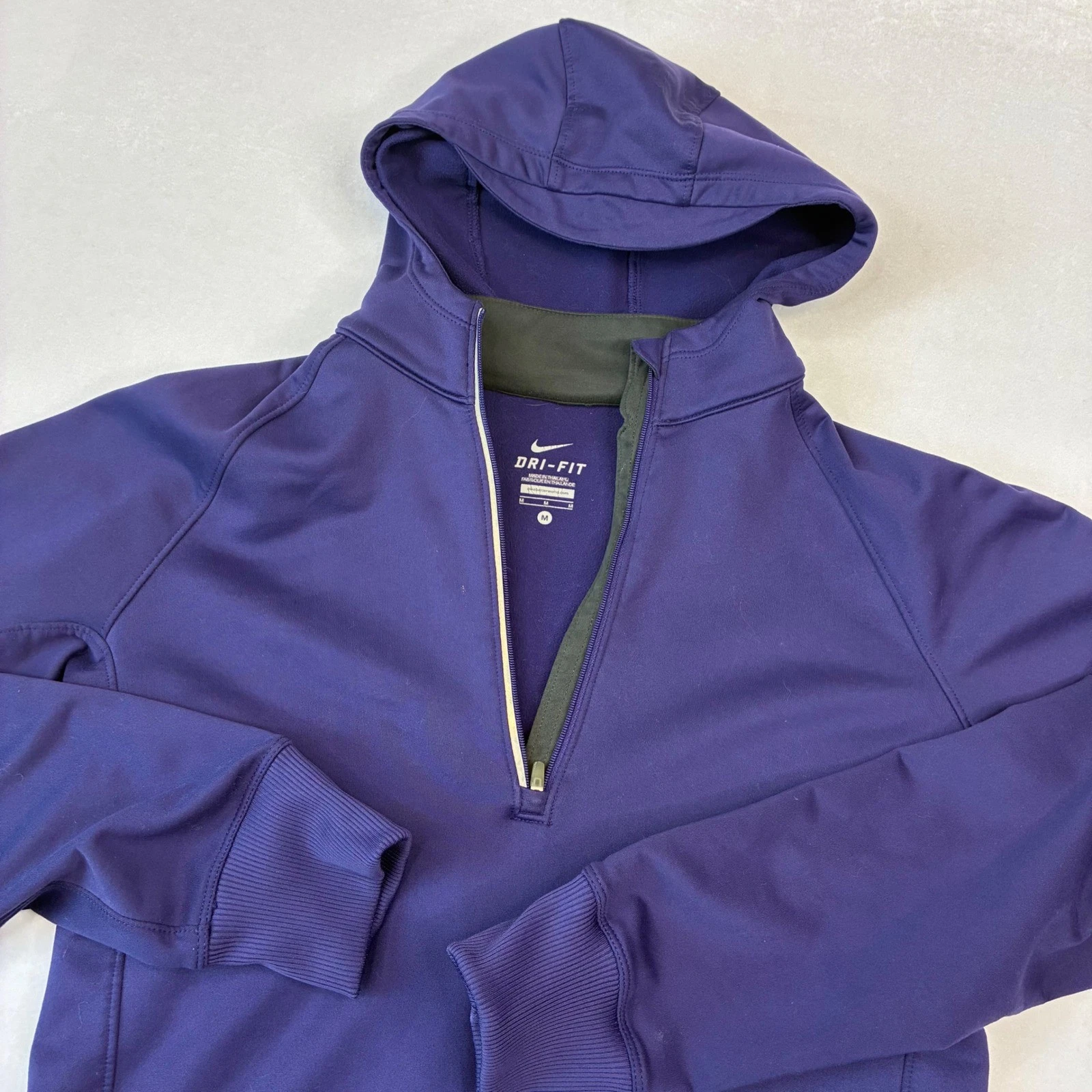 Nike Hoodie Women Medium Purple Dri-FIT Half Zip Thumbhole Running Pullover
Opens in a new window or