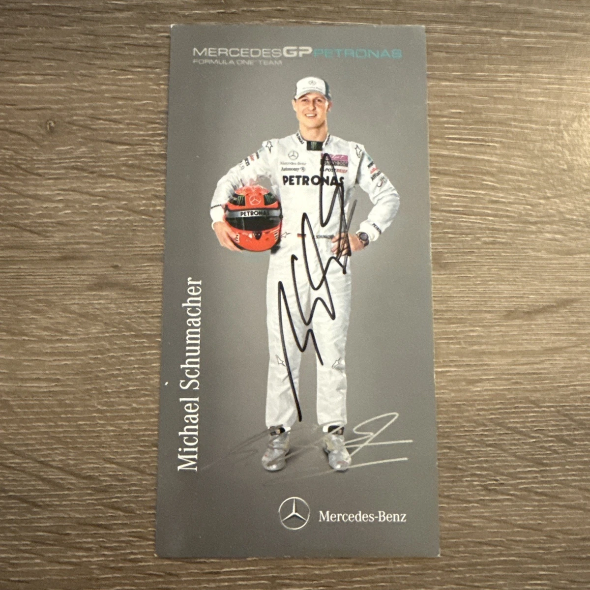 Photo Michael Schumacher Signée à La Main – Mercedes Formula 1 – 12x8 Pouces