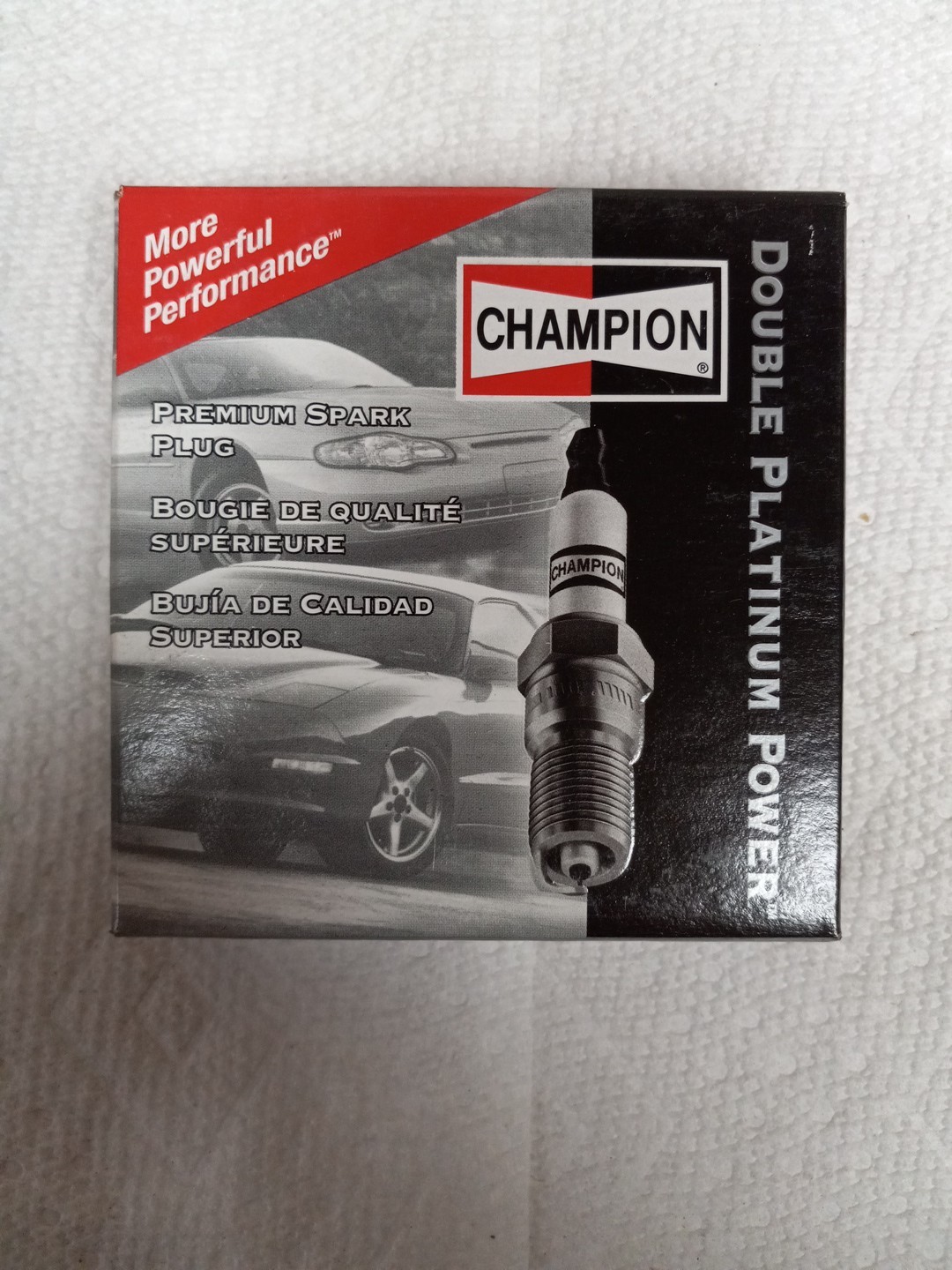 New Pack of 4 CHAMPION Spark Plug-Double Platinum Power Spark Plug 7436