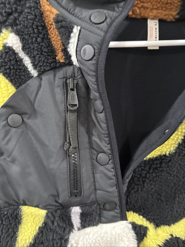 Free People FP 运动夹克小号黑色 Hit The Slopes 羊毛套衫罕见!! — 第 3/4 张图片