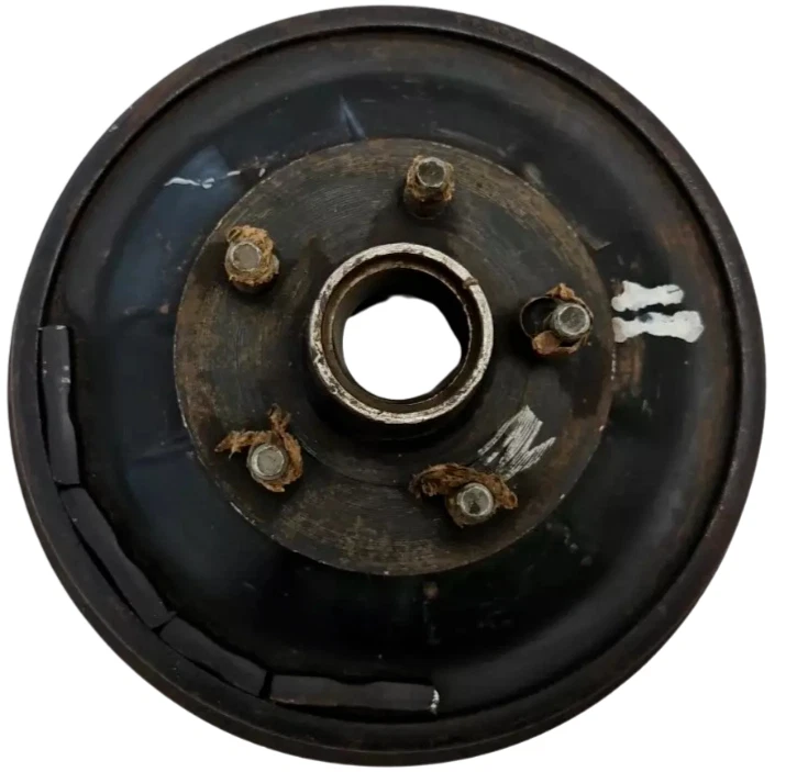 Dodge Deluxe 1938 buje de freno delantero izquierdo del lado del conductor y tambor 677835 nuevo en stock Foto 2 de 4