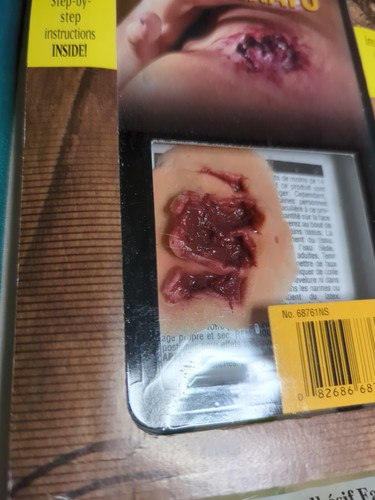 Nosferatu Vampire Bite Special FX Latex Wound Adhesive Blood Gel Adult Halloween - Picture 10 of 24