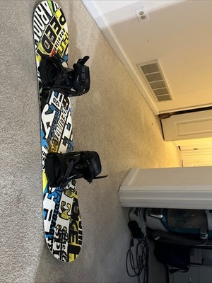 Firefly Delimit Snowboard: Great Condition Small Binding Break $225 Used Once