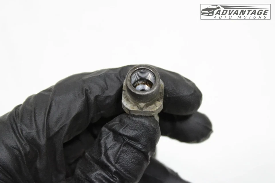 BMW 330I XDRIVE G20 2019-2024 pinza de freno trasera izquierda manguera tubo OEM Foto 3 de 4