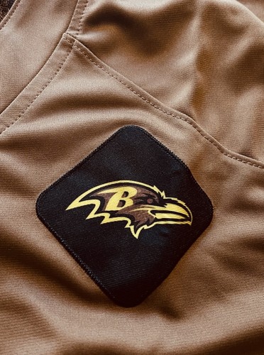 NEW Lamar Jackson 8 Jersey Salute To Service Brown Ravens NFL Nike Mens Medium - Picture 6 of 13