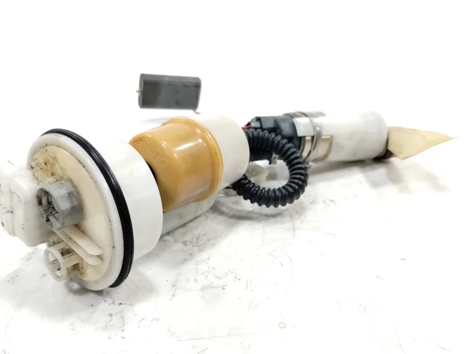 Moto Guzzi Stelvio NTX 1200 2013 bomba de combustible de gasolina Foto 4 de 4