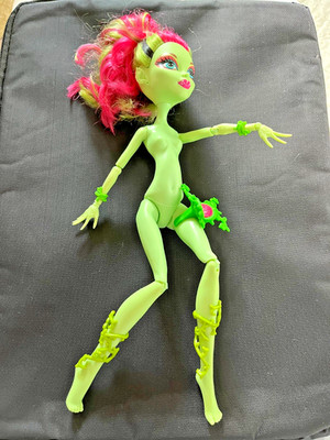 Monster High Puppe Venus Mcflytrap,Top!