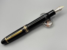 Gold, 14K Nib Collectible Montblanc Fountain Pens for sale | eBay