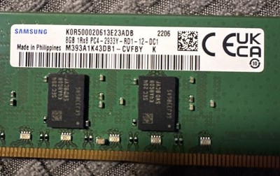 Samsung 8GB 1Rx8 PC4-2933Y-RD1-12-DC1 ECC REG Server Memory M393A1K43DB1-CVFBY
