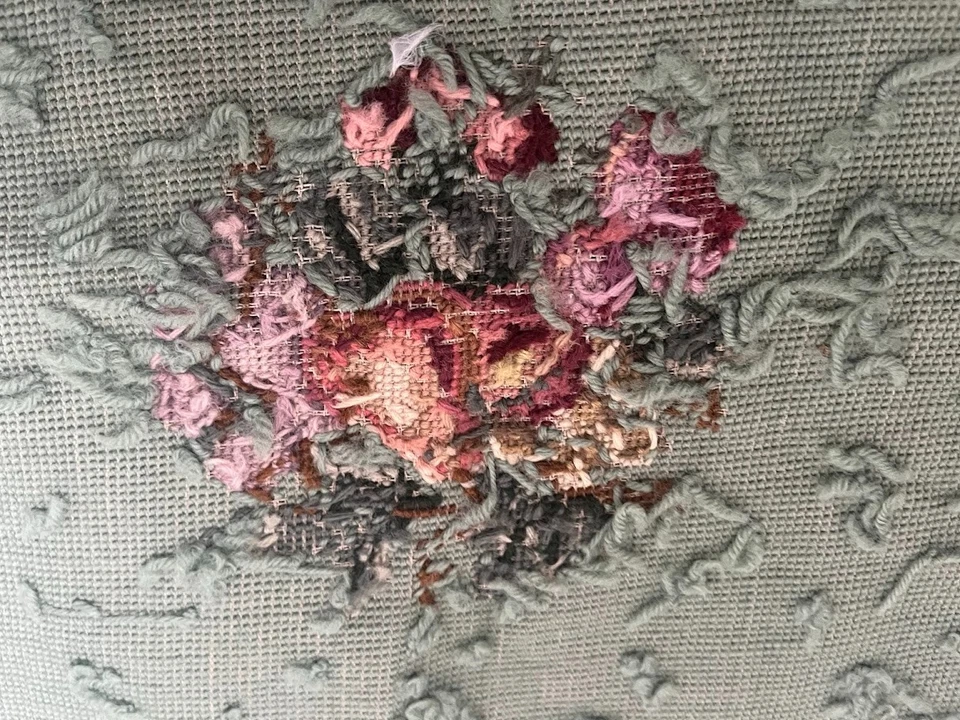 Needlepoint Pillow Chair Seat Cover Vintage Fruit Green 16x17 - Image 3 of 4