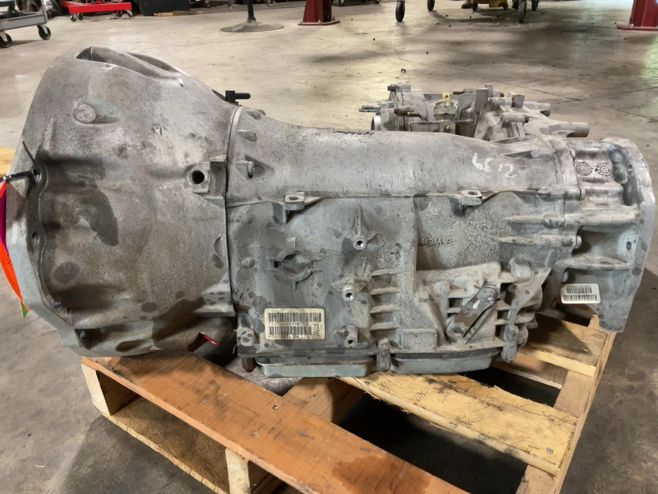 Jeep JK Wrangler JKU OEM 145K Miles Automatic Transmission 3.6L 2012-2018 016921 - Image 3 of 4