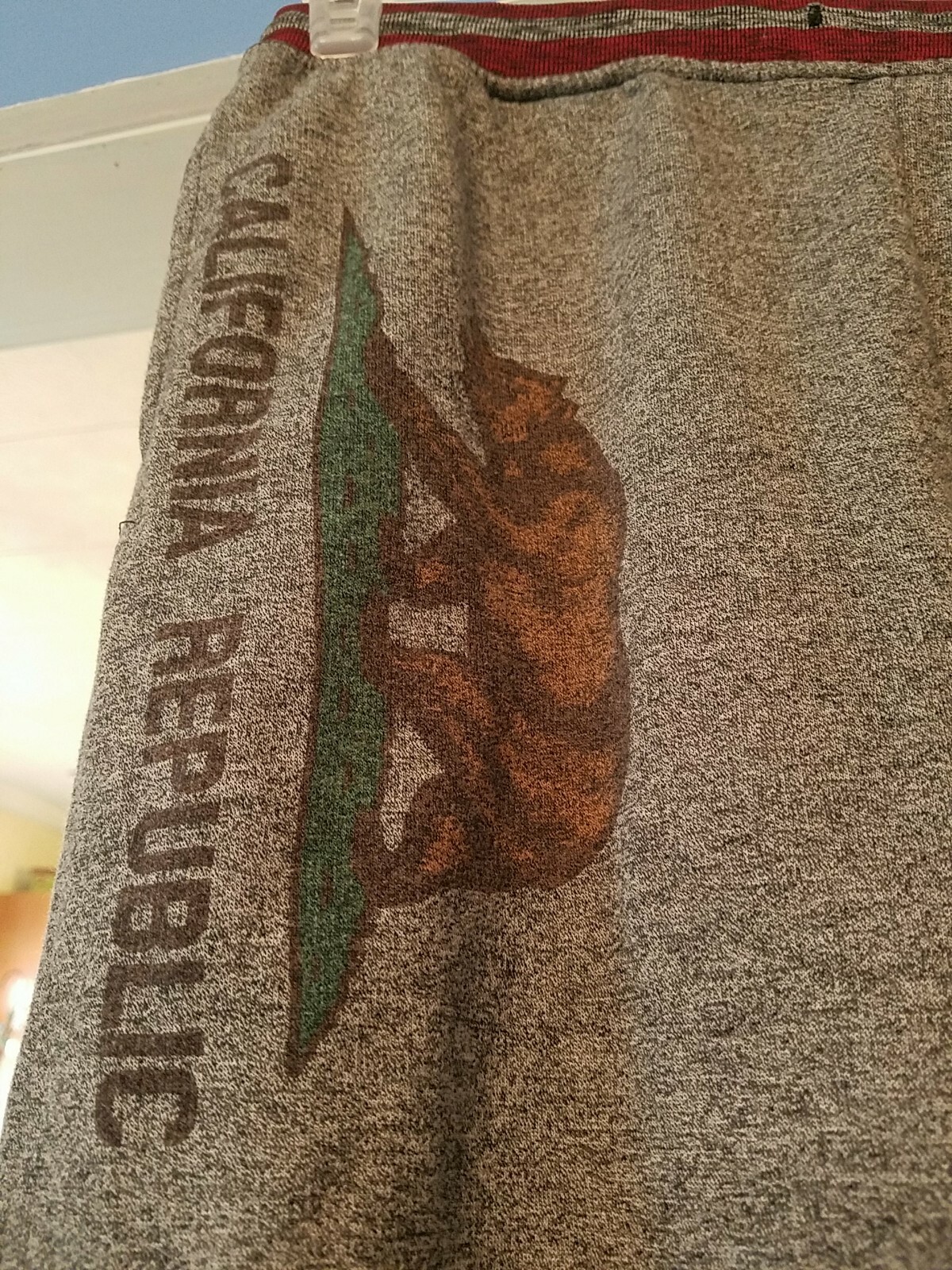 Picture 2 of 10