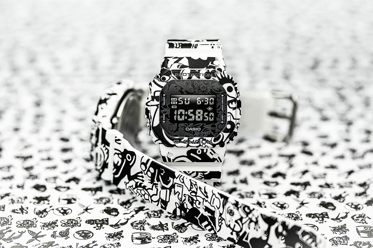 DW-5600GU-7JR G-Universe 18 original G-SHOCK characters from