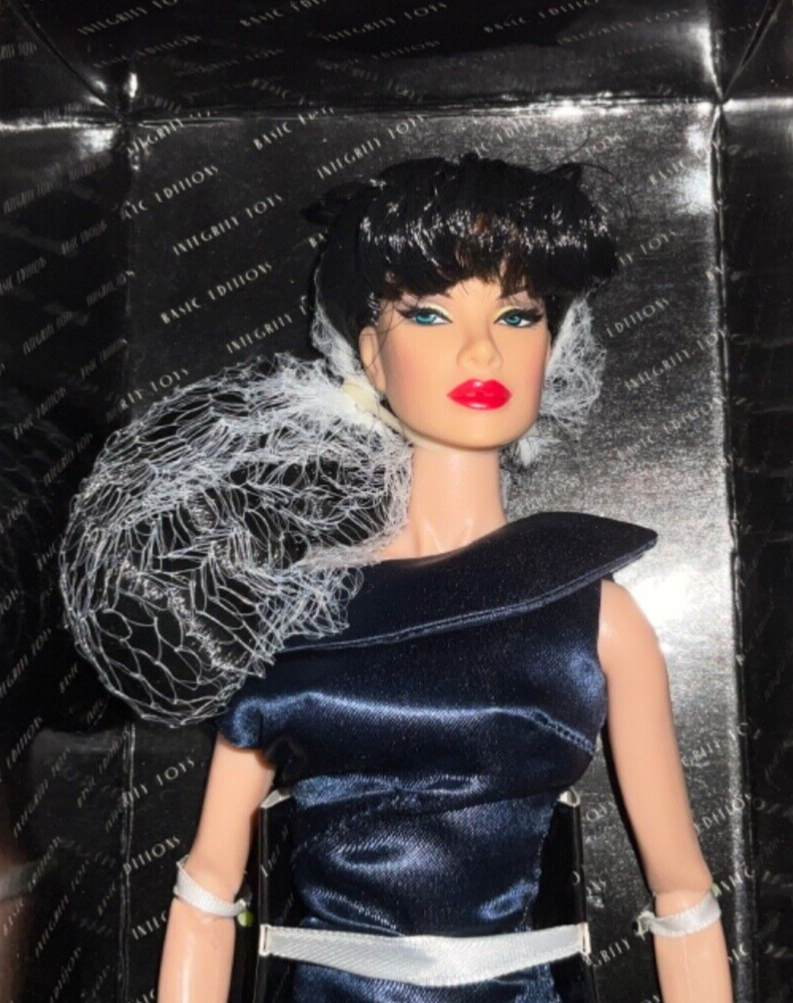 INTEGRITY TOYS 2015 ITBE Always Sharp Camira Domina nrfb le 300 | eBay