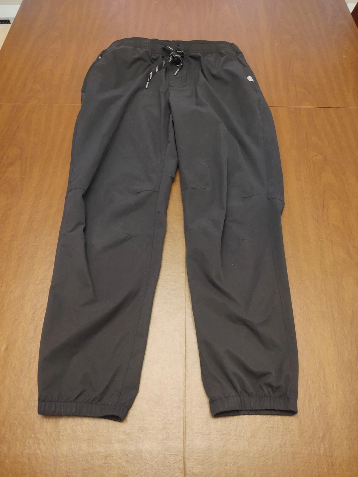 LL Bean Pants Men's Medium 32 in inseam Trail Hiking Camping Lightweight Joggers