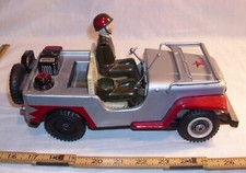 U.S. ARMY COMMAND JEEP WWII TIN TOY CAR BATTERY PARTS TOY