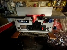 DELTA MASTER 6" VARIABLE SPEED BENCH JOINTER MODEL JT160