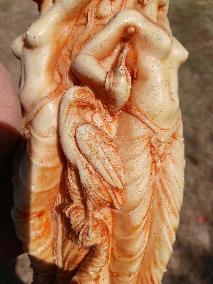 De colección. Jarrón de resina tallado a mano para diosas budistas indias Guanyin. Serpiente  Foto 4 de 4