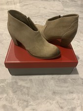 johnston & murphy lola bootie