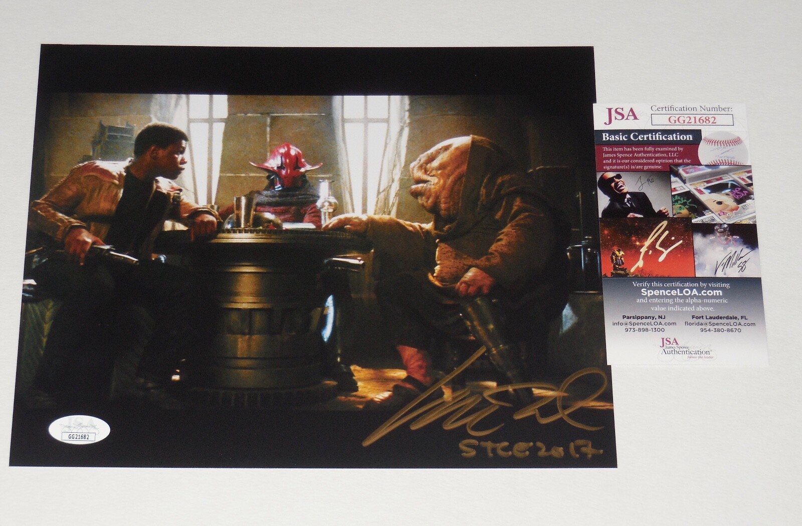 MATTHEW WOOD AUTOGRAPHED 8X10 COLOR PHOTO (STAR WARS) - JSA COA! 