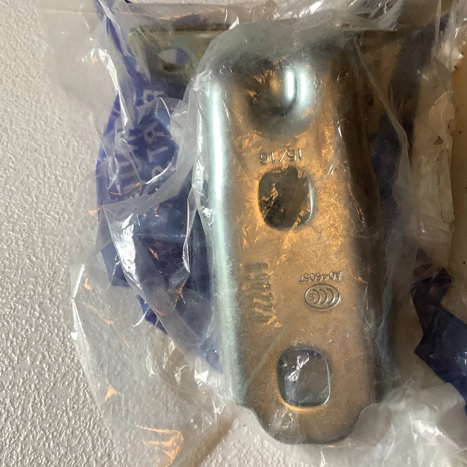 Conjunto de bisagra GM 2005-2022, puerta trasera lateral inferior Foto 4 de 4