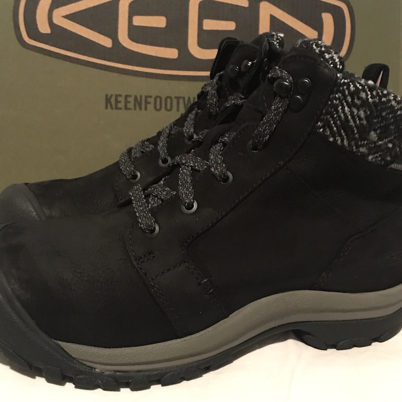 Stivali da neve invernali impermeabili NUOVI KEEN donna taglia 7 M KACI II (2) 1025452 neri