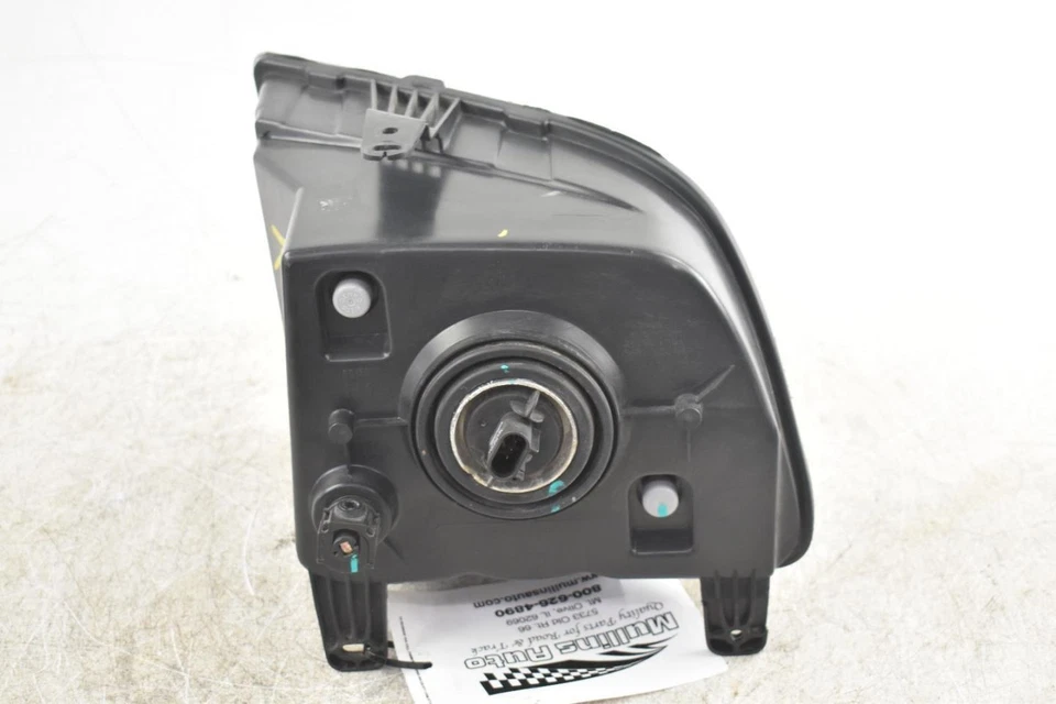 2006 福特野马右乘客车头灯总成原始设备制造商二手,支架损坏 — 第 2/4 张图片