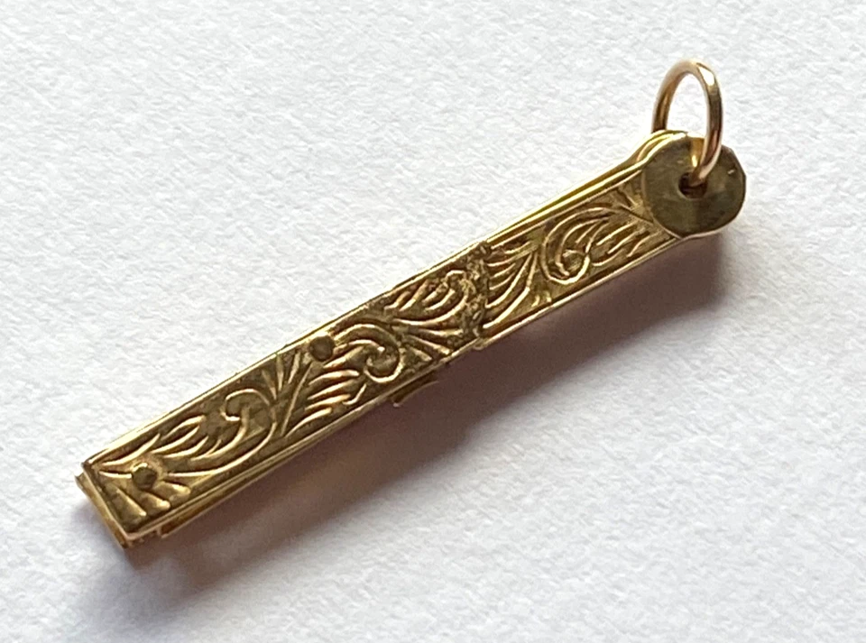 LARGE ANTIQUE VINTAGE 9CT GOLD FOLDING MASONIC PENDANT FOB SQUARE COMPASS G - Image 4 of 4