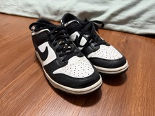 Nike Dunk Low GS  Panda  Black White CW1590-100 Youth Size 7Y Sneakers